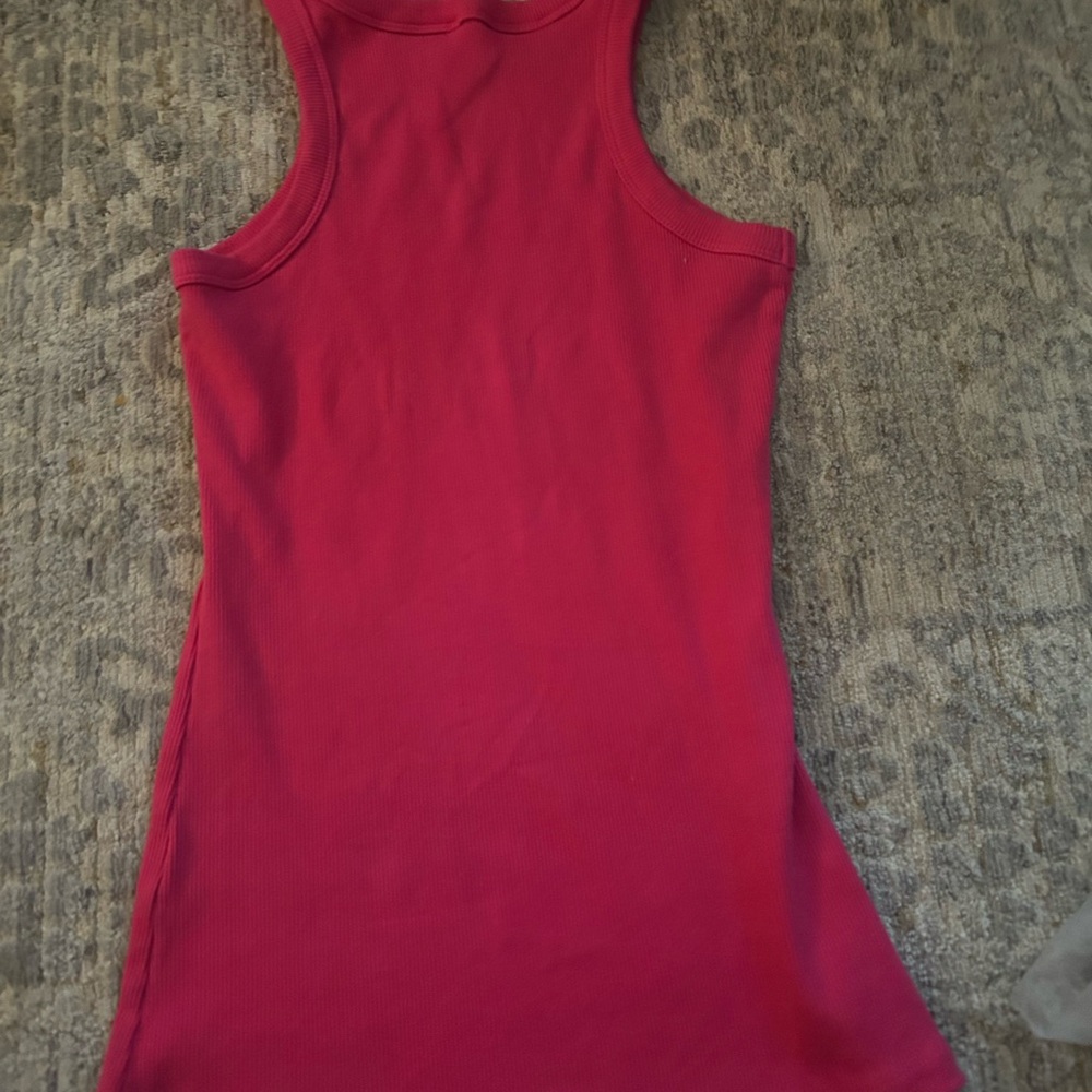 SHEIN never worn tanks . I had gotten doubles super